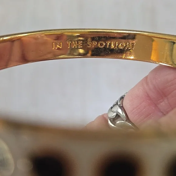 Kate Spade New York "In the Spotlight" Black/Cream/Gold Enamel Bangle Bracelet - Picture 3 of 8